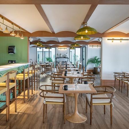 Ocean Eden Bay (Adults Only) Hotel Spring Rises Kültér fotó The restaurant