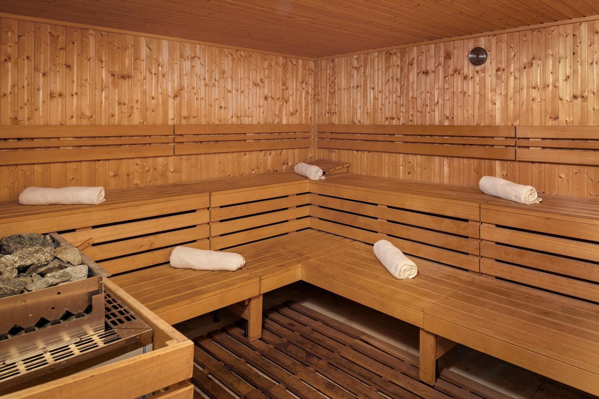 Ocean Eden Bay (Adults Only) Hotel Spring Rises Kültér fotó A Finnish sauna