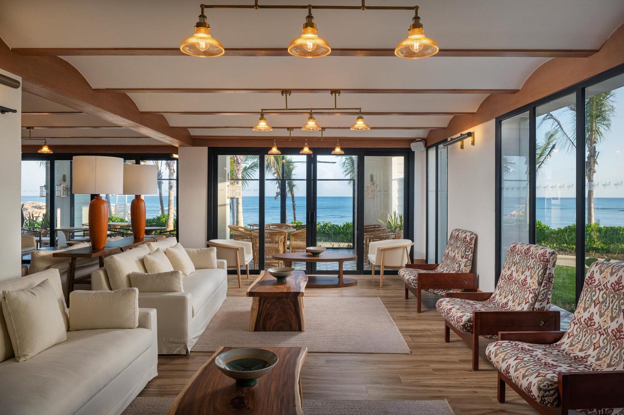 Ocean Eden Bay (Adults Only) Hotel Spring Rises Kültér fotó The Beach Club at The Westin Maldives